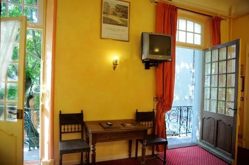 Hotel Du Fiacre Carpentras