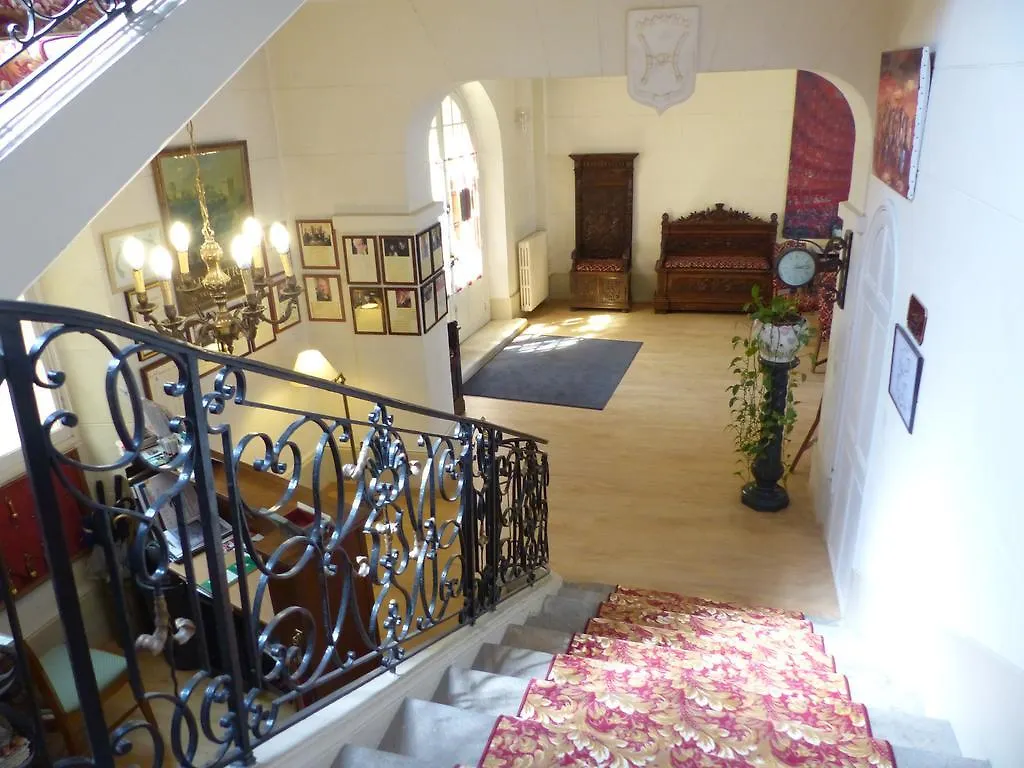Hotel Du Fiacre Carpentras