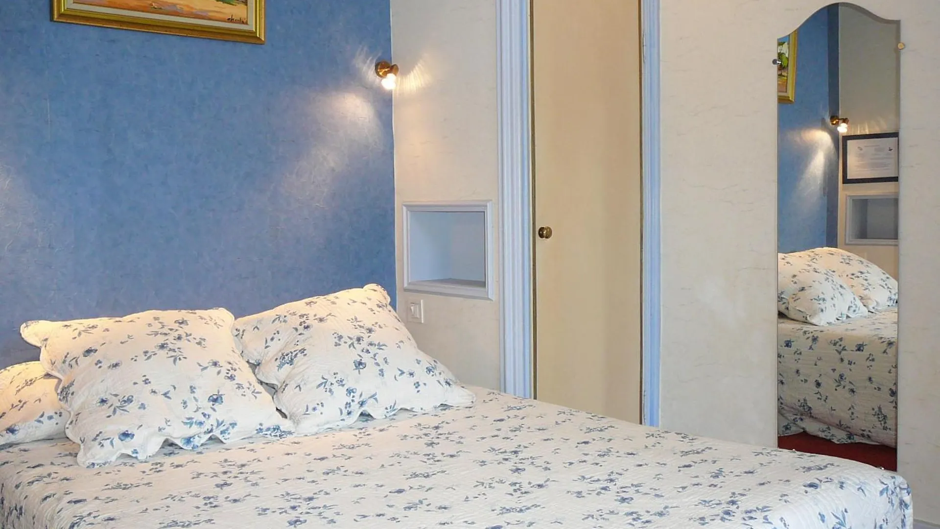 Hotel Du Fiacre Carpentras 3*,  France