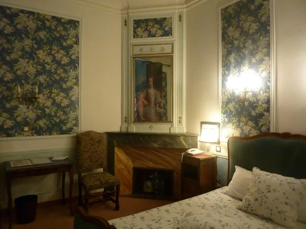 Hotel Du Fiacre Carpentras