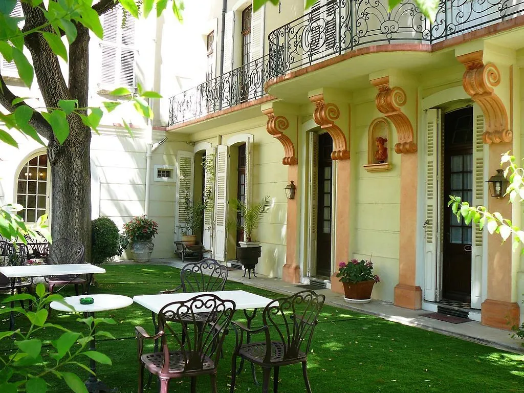 Hotel Du Fiacre Carpentras